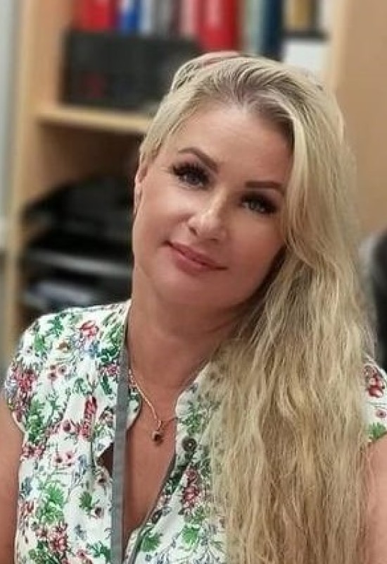 Albina • 48 • Kazakhstan