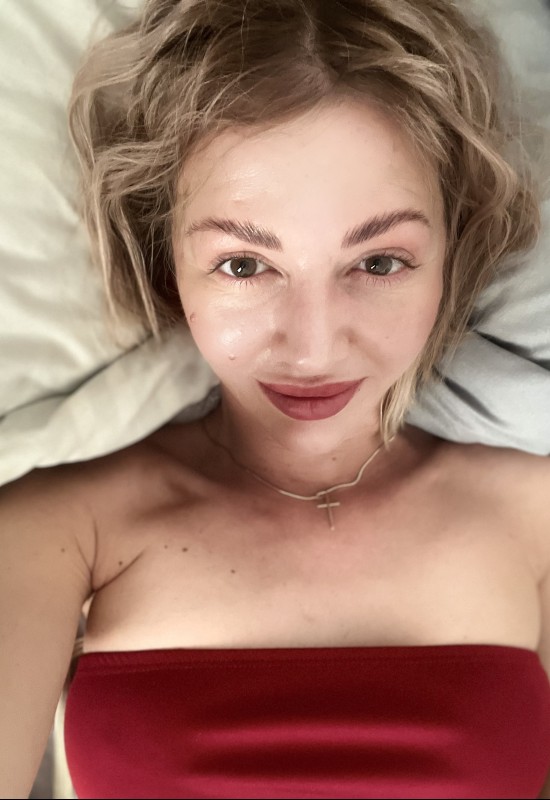 Maya • 35 • Russia