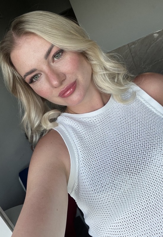 Olga • 30 • Turquie