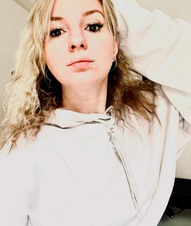 Elya, 38