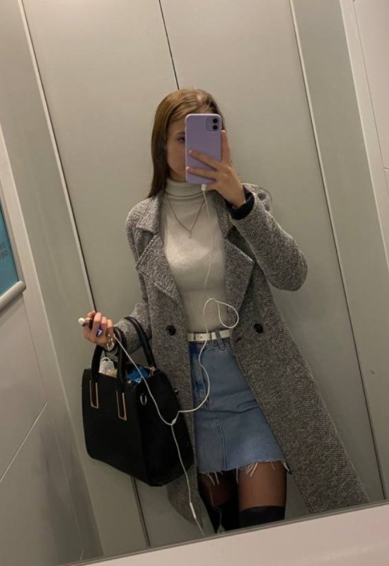 Viky • 24 • Russia
