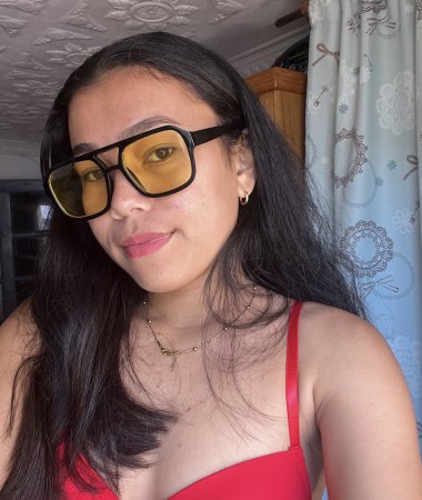 Brenda, 24