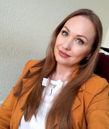 Masha, 48