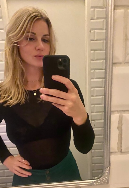 Anna • 37 • Allemagne