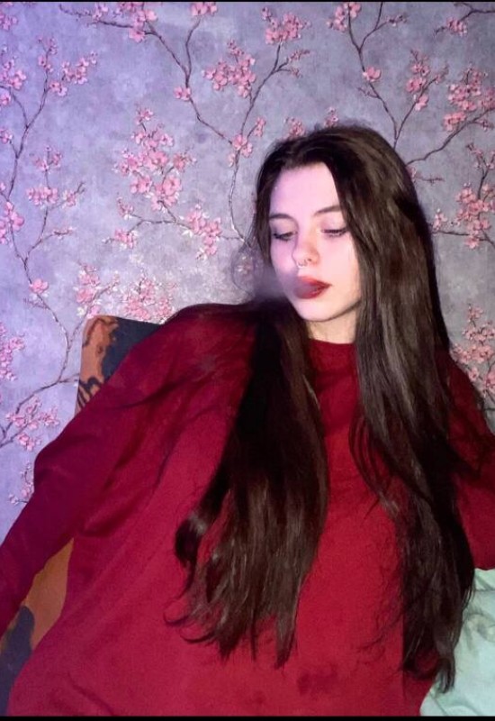 Alina • 27 • Russia