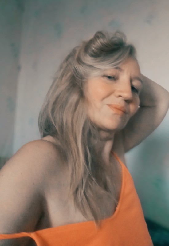 Vita • 39 • Ukraine 🇺🇦