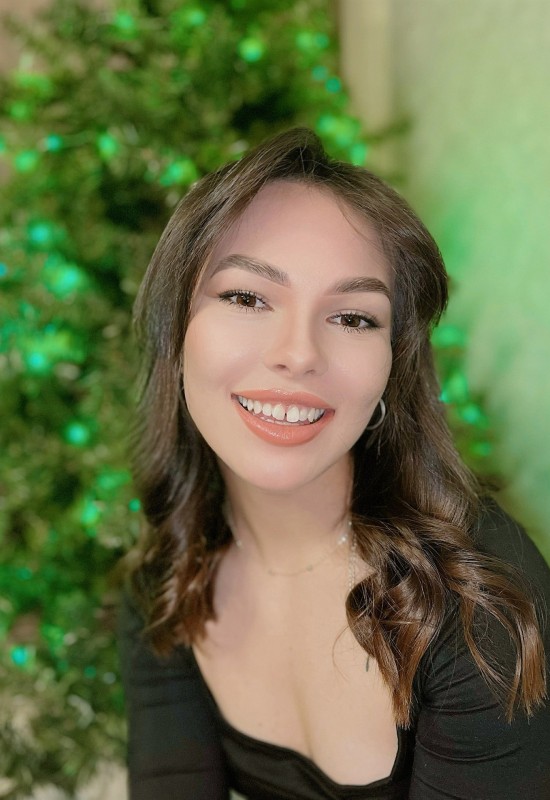 Oly • 23 • Україна