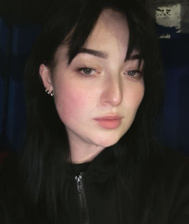Alina, 24
