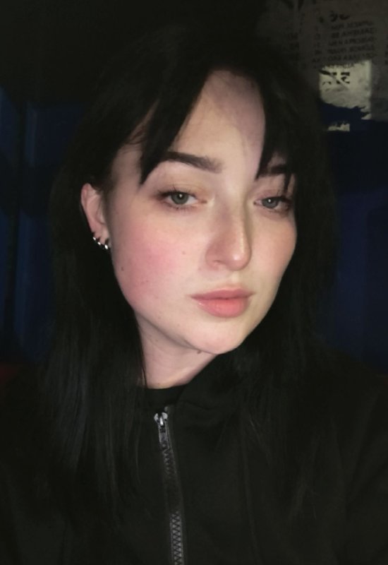 Alina • 24 • Russia