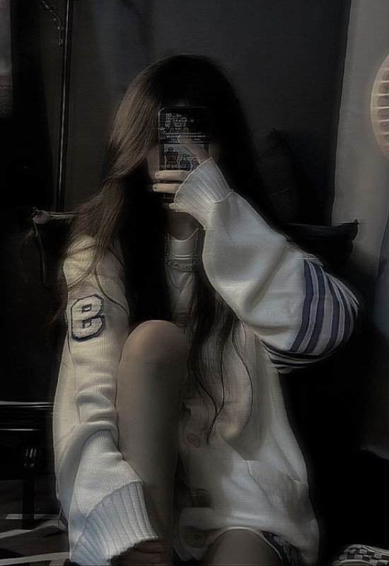 Arina • 22 • Russia