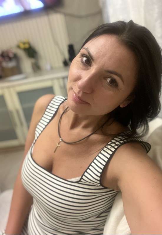 Natalia • 41 • Білорусь