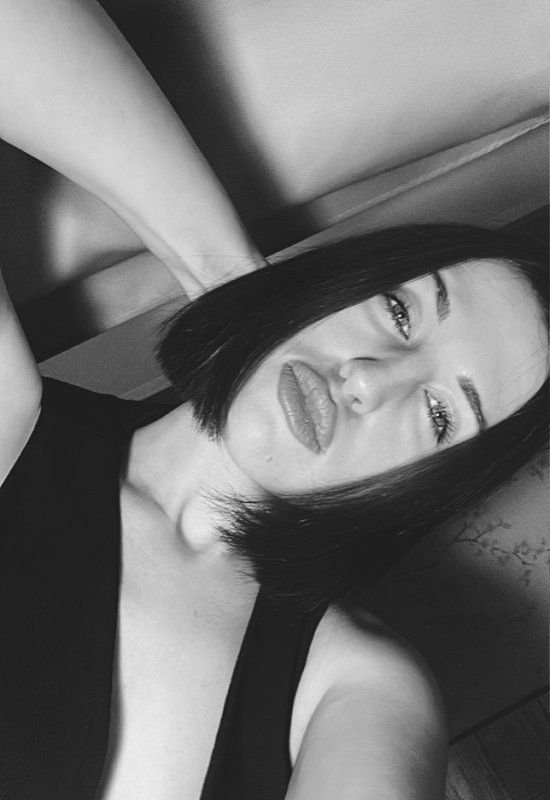 Victoria  • 29 • Russia