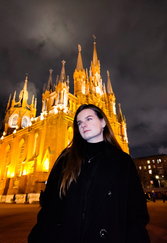 Mila • 25 • Russia