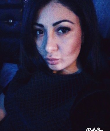 Lia, 37