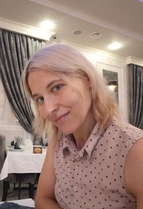 Irina • 38 • Russia