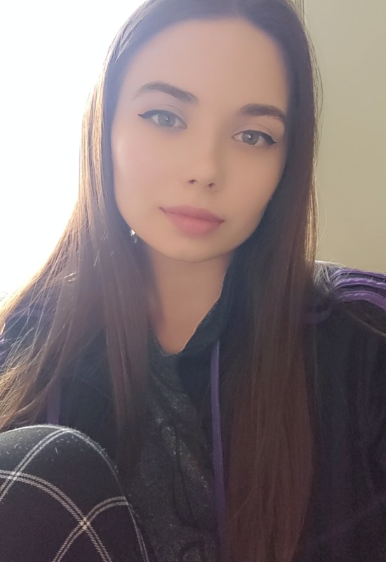 Diana • 23 • Ukraine