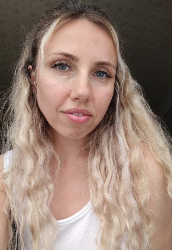 Olena • 37 • Украина