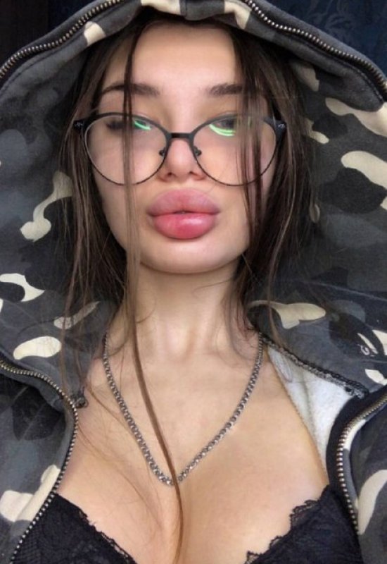 Bogdana • 25 • Pologne