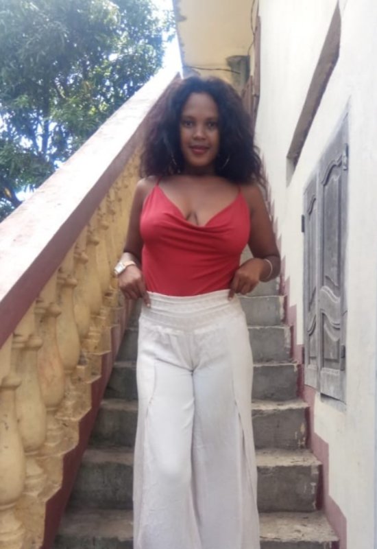 Mi • 27 • Madagascar