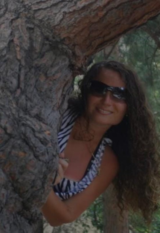 Irina • 38 • Russia
