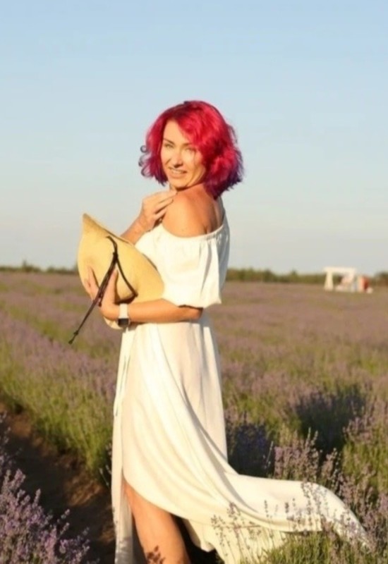 Raisa • 41 • Білорусь