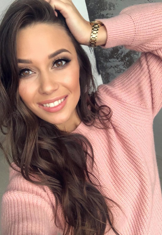 Yana • 35 • Белоруссия