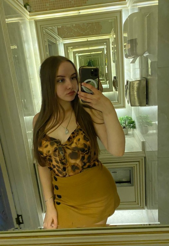 Tasia • 21 • Украина