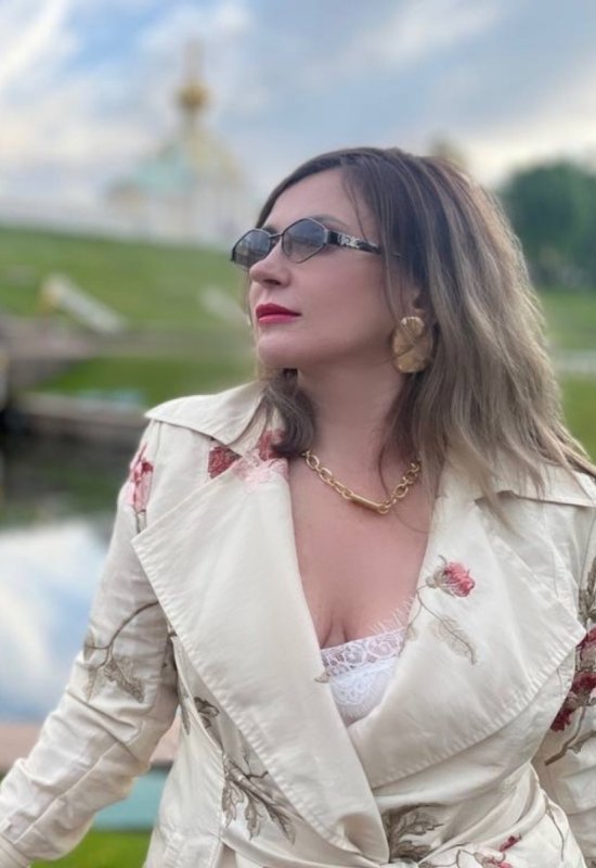 Julia  • 53 • Russia