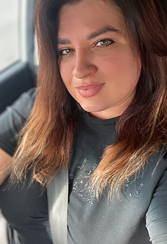 Zoia • 42 • Russie