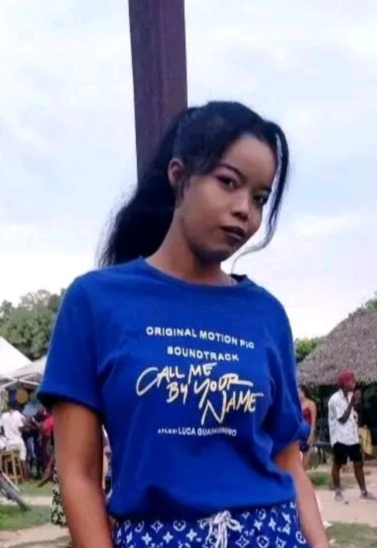 Andoniaina • 25 • Madagascar