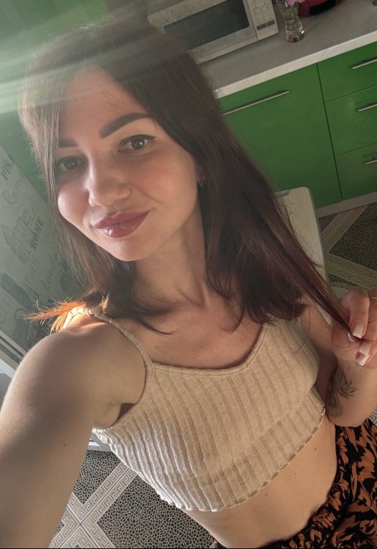 Olga • 35 • Ukraine