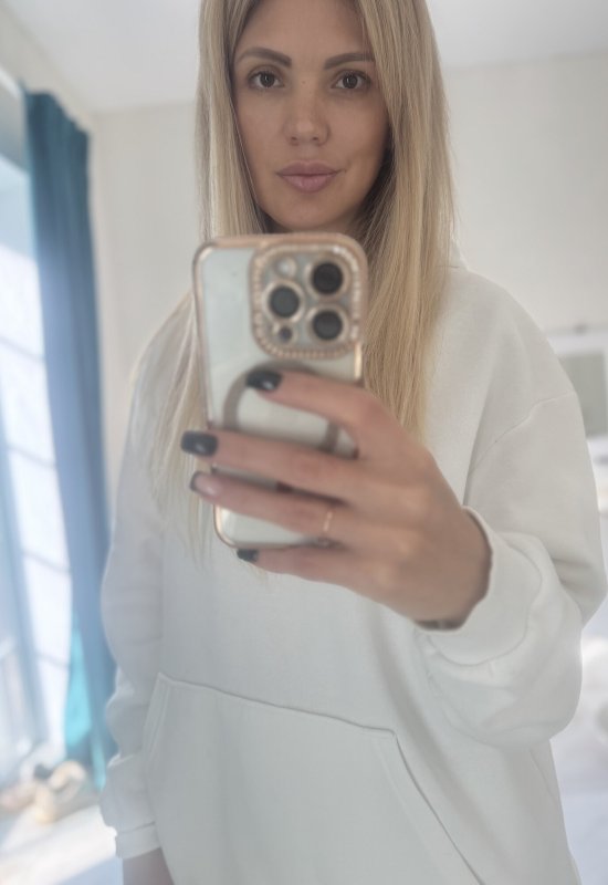 Ирина • 36 • Russia