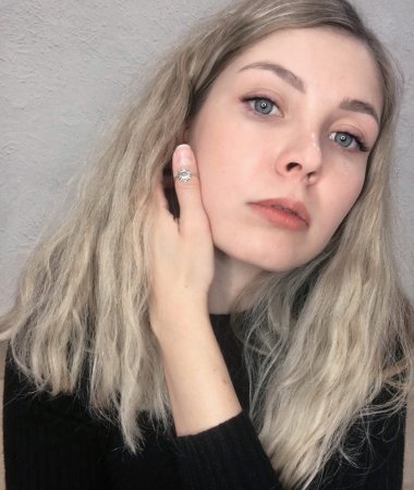 Elena, 39