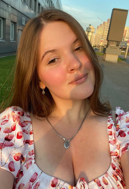 Natalie • 25 • Росія