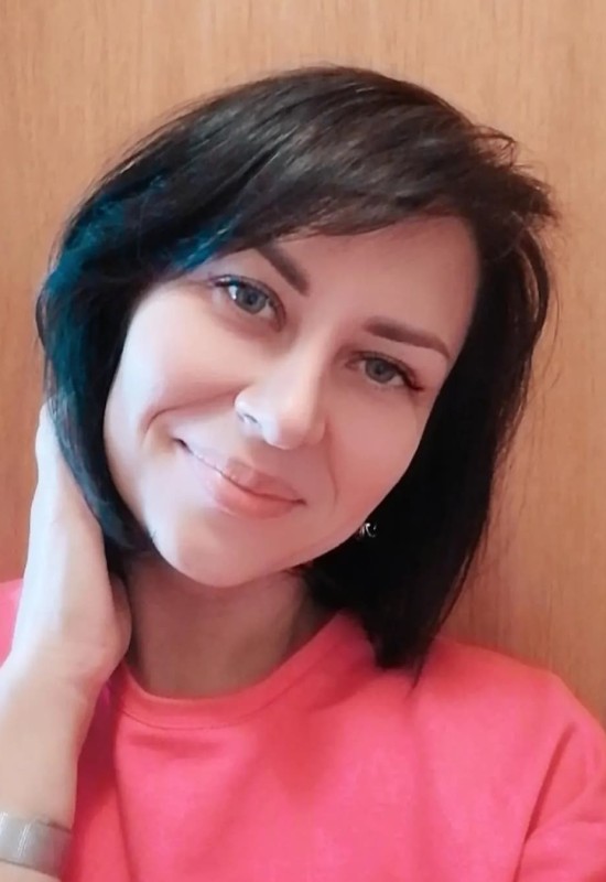 Ekaterina • 39 • Russia