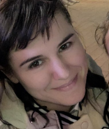 Marina, 42