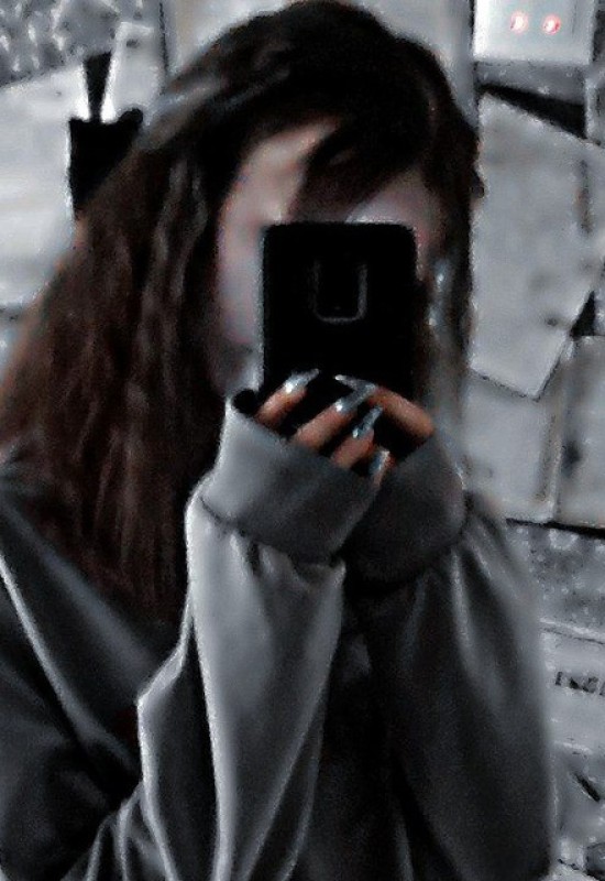 Kris • 19 • Russia