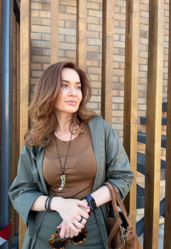 Yulia • 50 • Ukraine