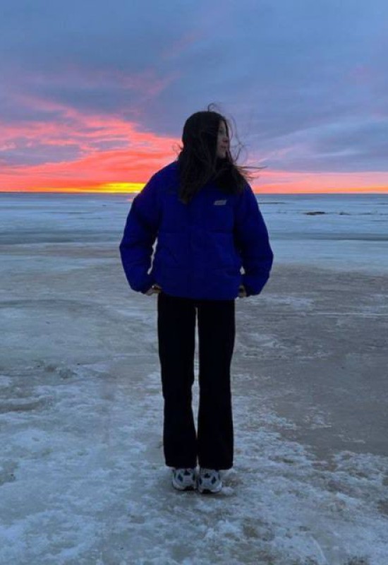 Black • 22 • Russia