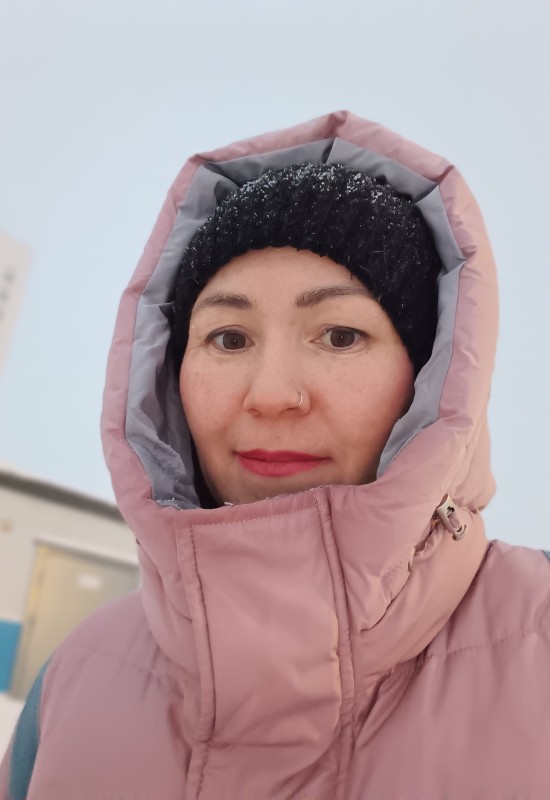 Zuhra • 38 • Russie