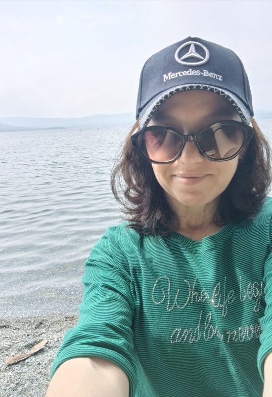 Natali • 50 • Russie