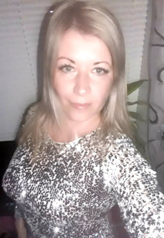 Tanya • 47 • Russie