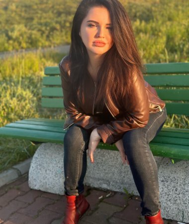 Tatiana, 40