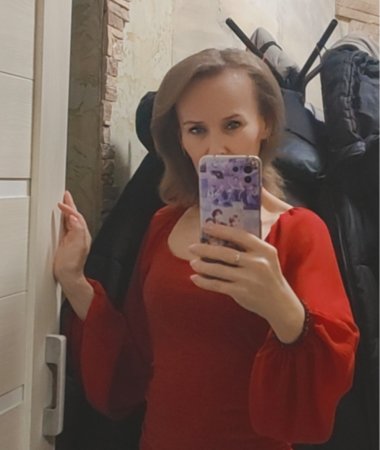 Ekaterina, 47