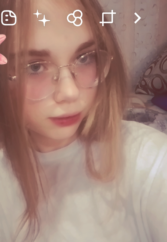 Анжела  • 16 • Russia