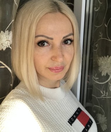 Anna, 45