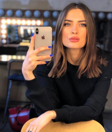 Olga, 36