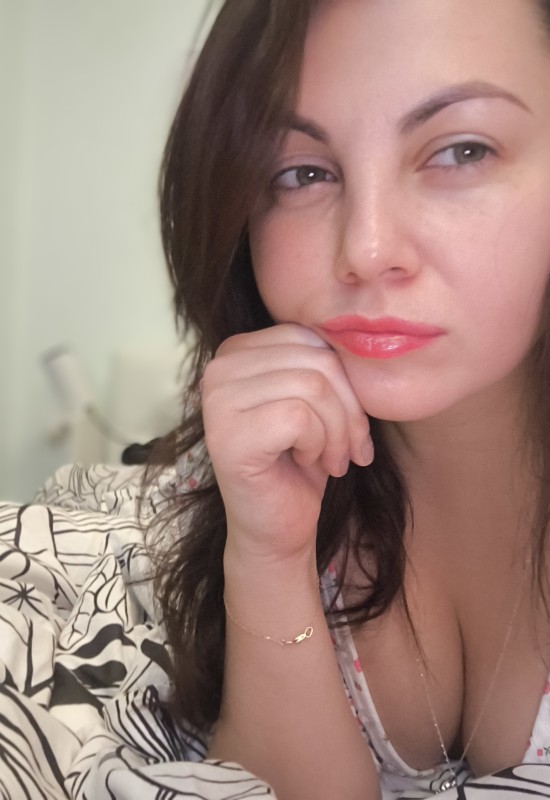 Eleonora • 37 • Russie