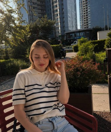 Iryna, 22