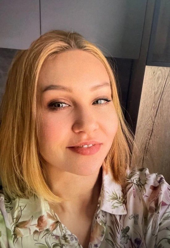 Viktoriya • 37 • Russia
